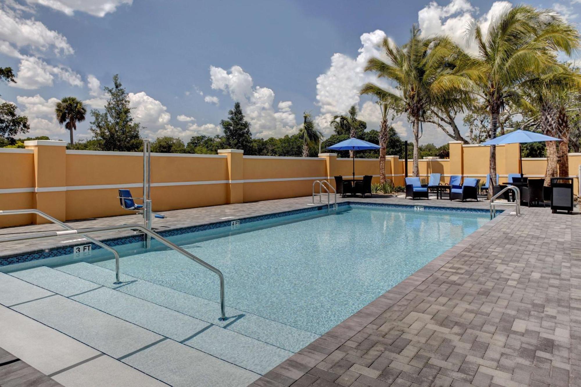 Hampton Inn And Suites By Hilton Vero Beach-Downtown Extérieur photo